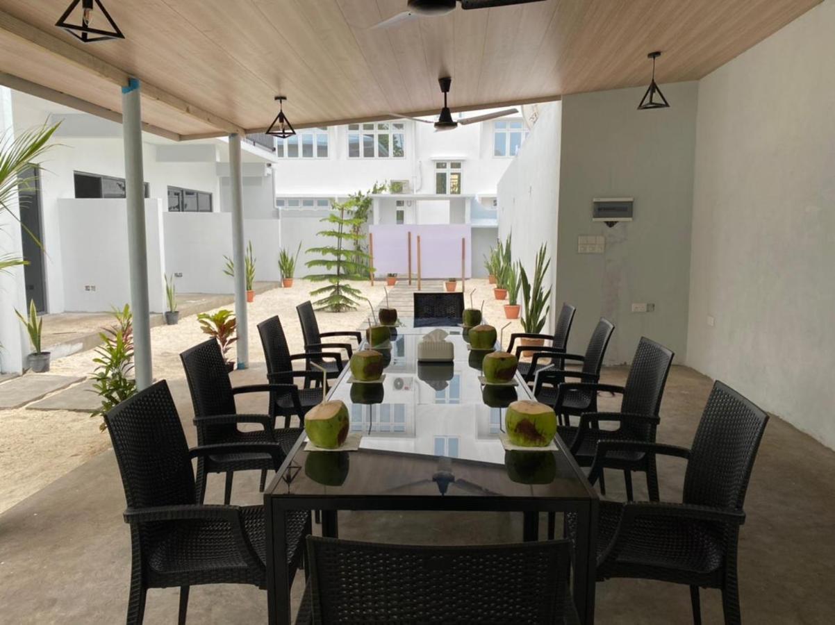 Chillax Thoddoo Hotell Exteriör bild