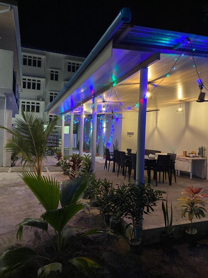 Chillax Thoddoo Hotell Exteriör bild
